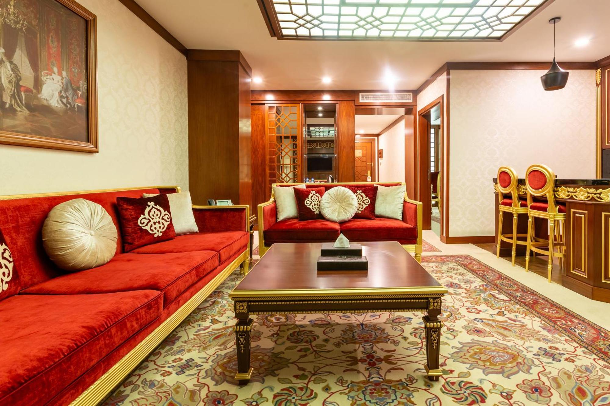 Cristal Erbil Hotel Zewnętrze zdjęcie A suite at the Grand Hotel