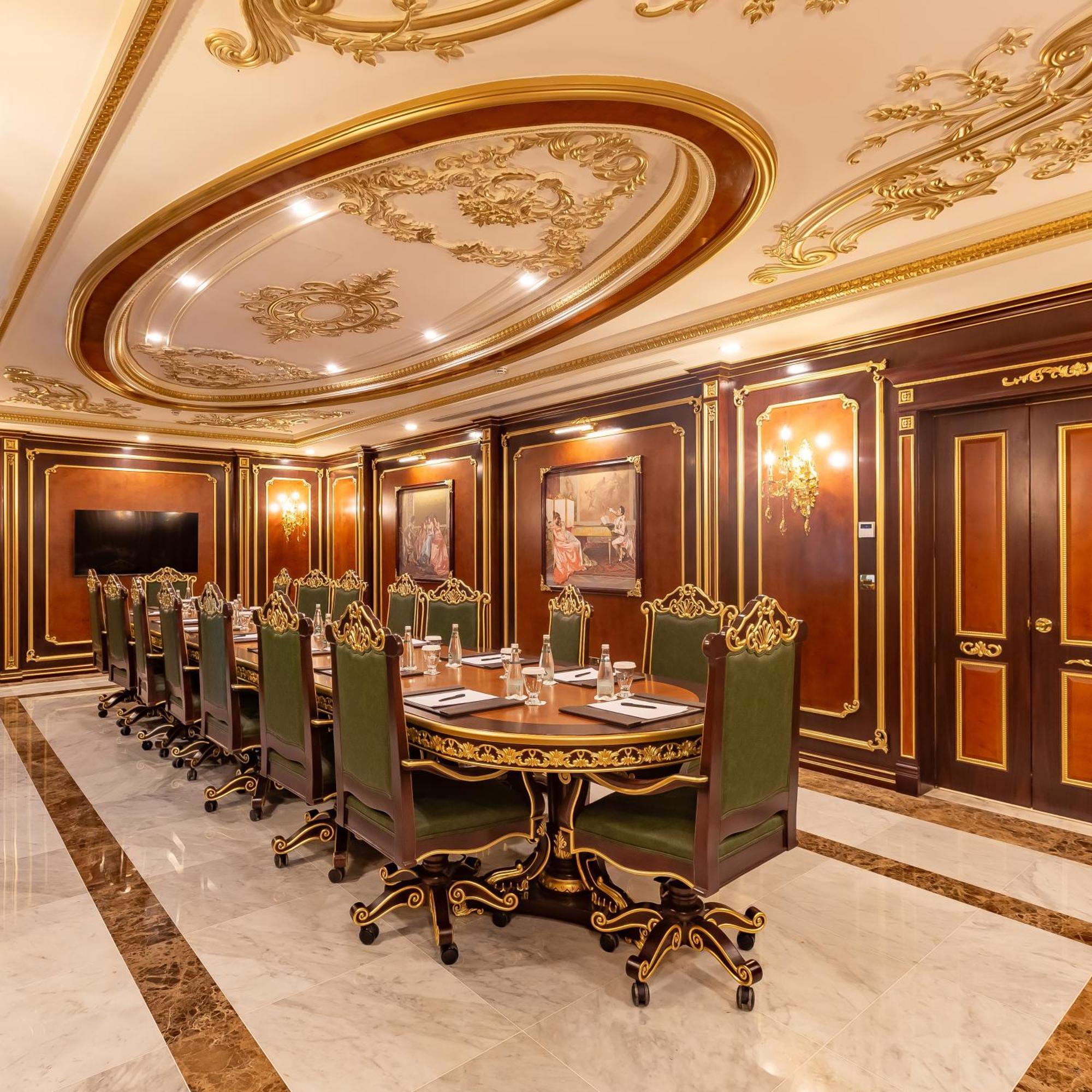 Cristal Erbil Hotel Zewnętrze zdjęcie The boardroom of the Presidential Palace